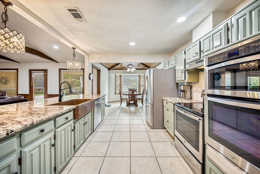 Shadow Wood Estate - Residential