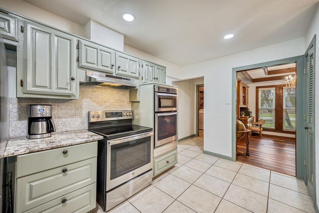 Shadow Wood Estate - Residential