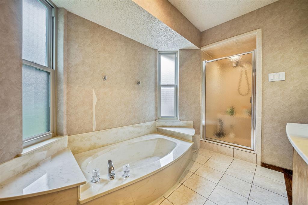 Shadow Wood Estate - Residential