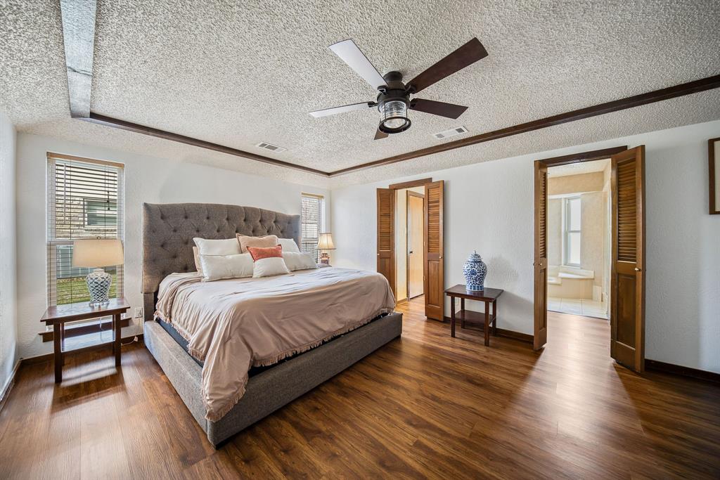 Shadow Wood Estate - Residential