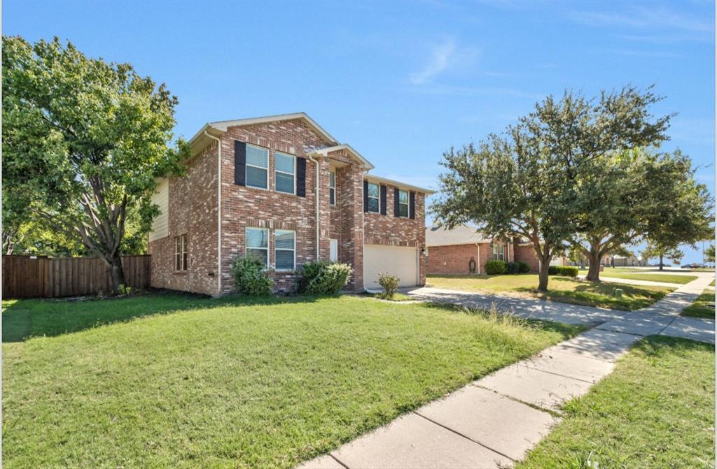 2613 S Wavecrest Court