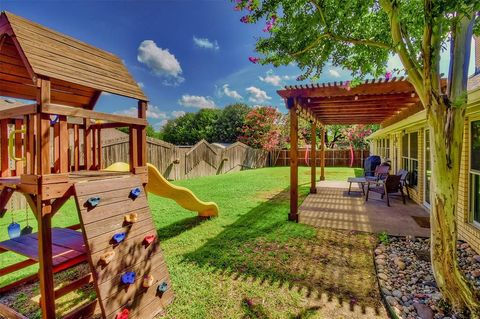 A home in Benbrook