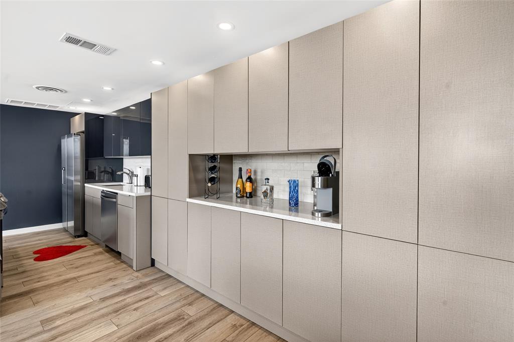 Preston Tower Condominium - Residential