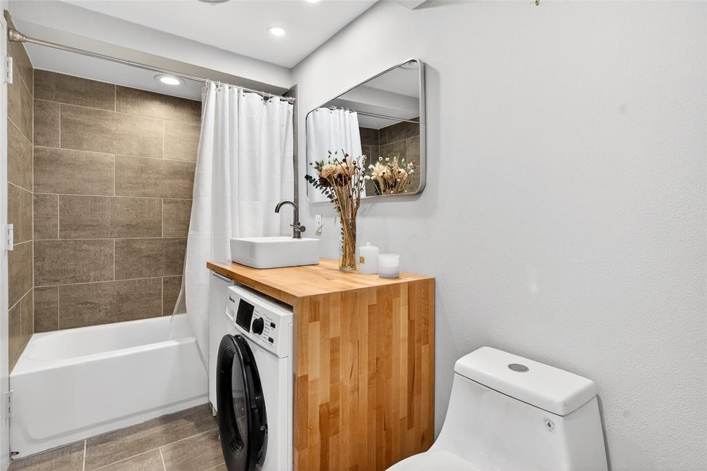 Preston Tower Condominium - Residential