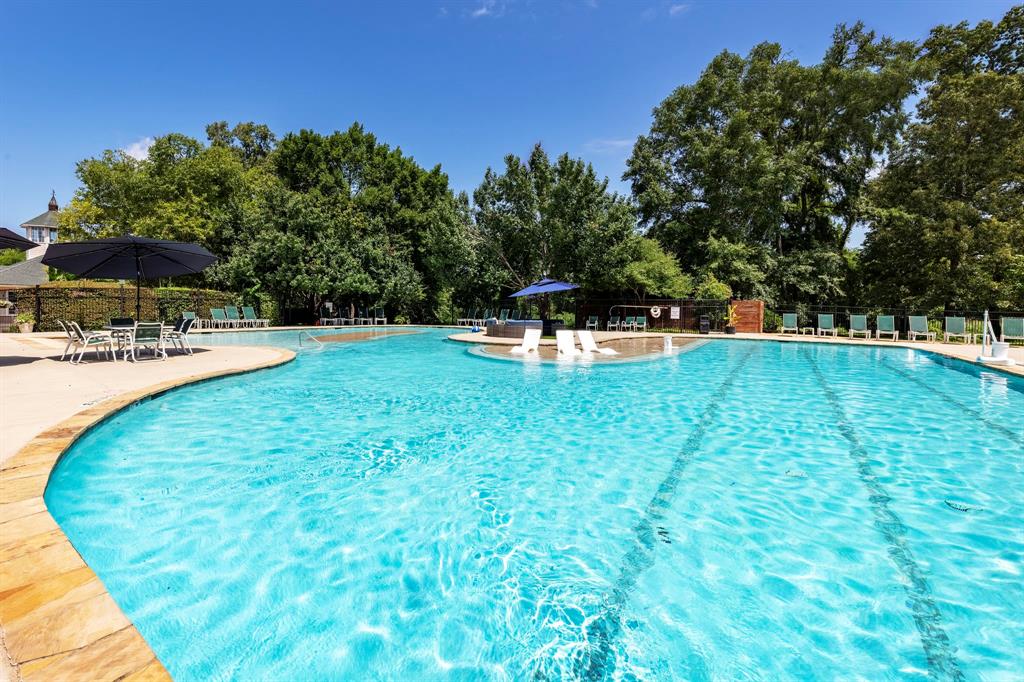 Eagles Bluff - Residential