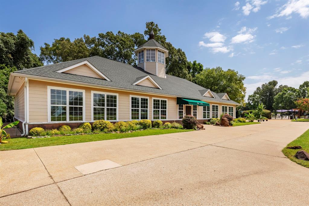 Eagles Bluff - Residential