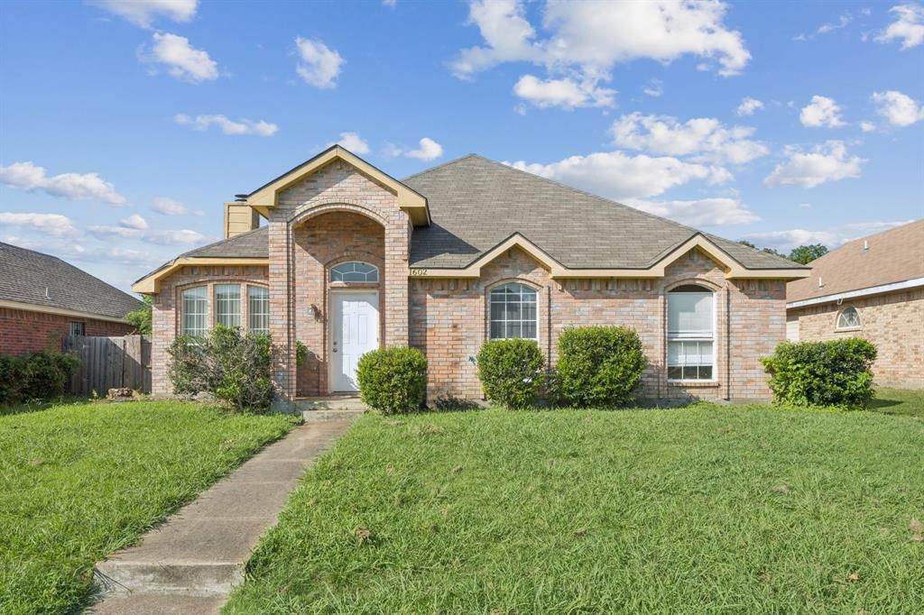 Photo of 1602 Develon Drive, Mesquite, TX 75149 (MLS # 21008631)