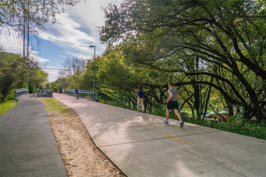 Travis Street Condos - Residential