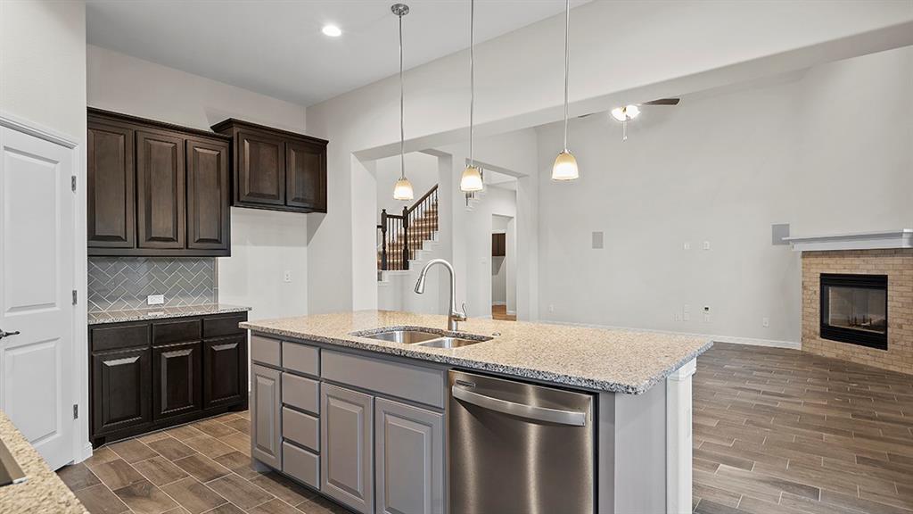 Dove Creek - Residential