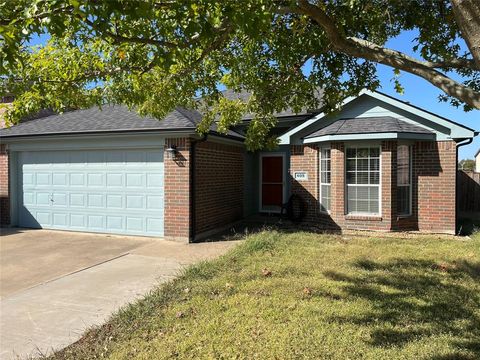 A home in Farmersville