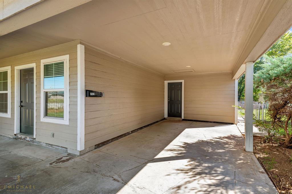 2922 Bobbie Street