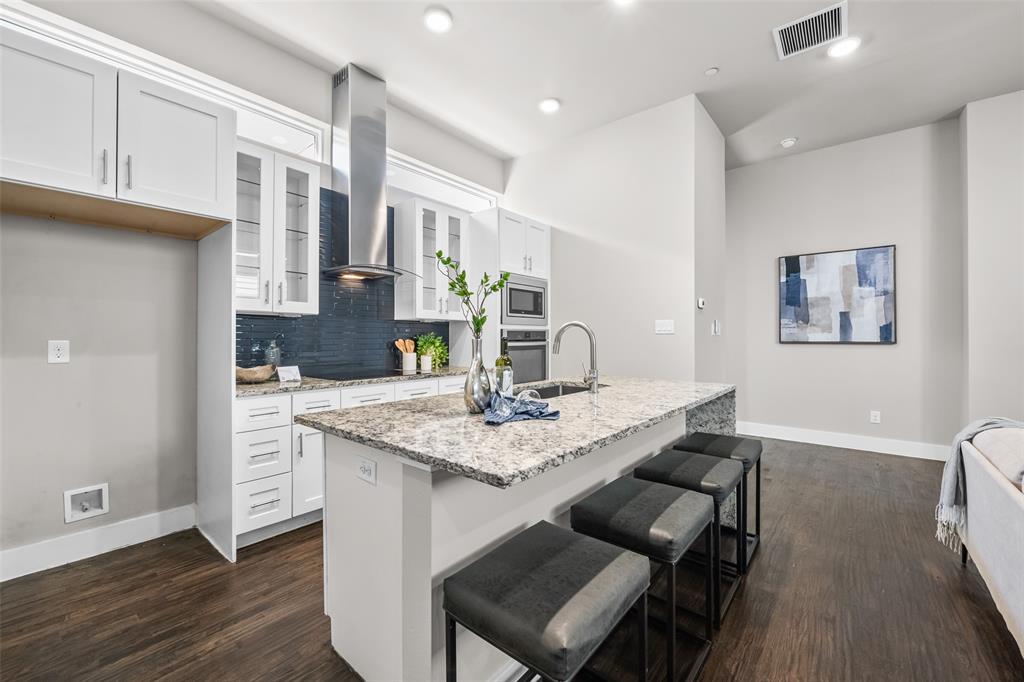 5810 Bryan Bldg 1 - Residential