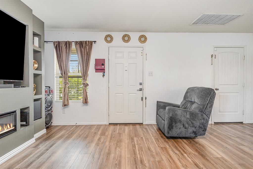 2802 Highgarden Trail
