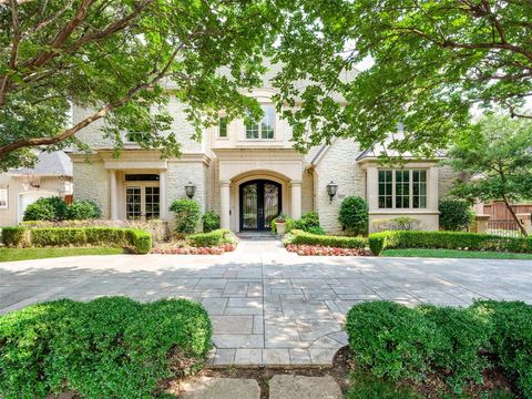 6442 Lakehurst Avenue Dallas TX 75230