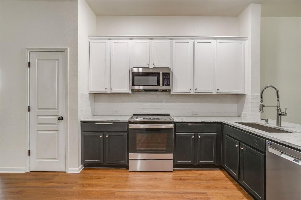 Sendera Ranch - Residential