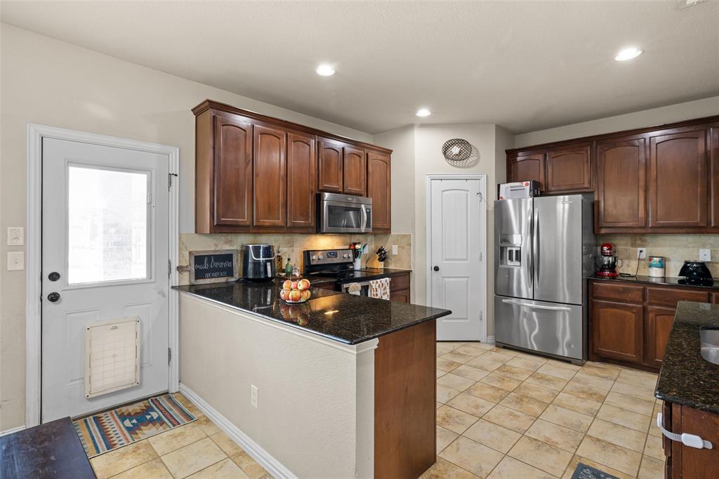 110 Night Hawk Street