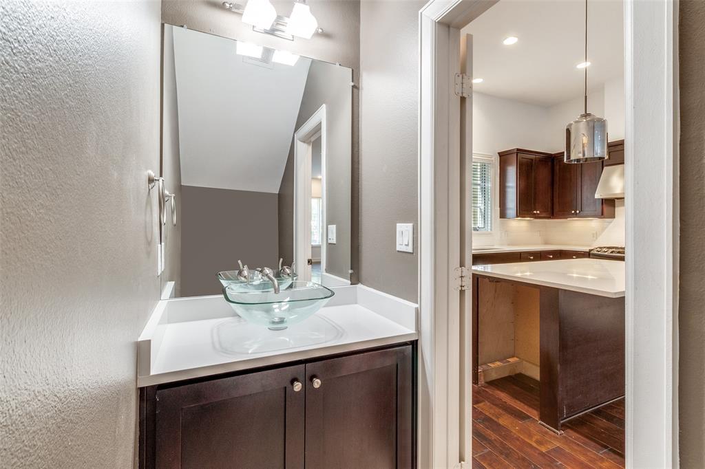Vine Condo - Residential