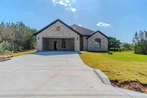 5521 Stonegate Circle Granbury TX 76048
