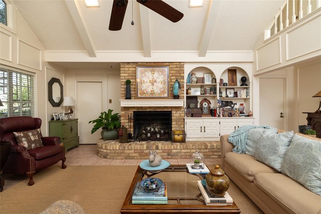 1404 Crowley Road