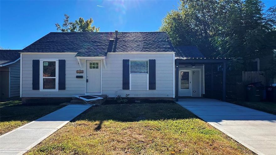 Charming 2-bedroom, 1-bath home in the heart of Fort Worth! This updated single-story property features an open, light-filled living area with fresh designer paint and luxury vinyl plank flooring throughout. The kitchen offers white cabinetry, granite countertops, stainless steel appliances, and a cozy breakfast nook. The bathroom has been tastefully remodeled with modern finishes and stylish tile accents. Enjoy a spacious, fenced backyard with mature trees—perfect for pets, entertaining, or relaxing outdoors. Covered carport and extended driveway provide convenient parking. Excellent location just minutes from downtown Fort Worth, the Cultural District, and major shopping and dining destinations. Move-in ready and full of charm—don’t miss your opportunity to rent this beautifully updated home in the desirable 76107 area! Owner must approve all pets.
