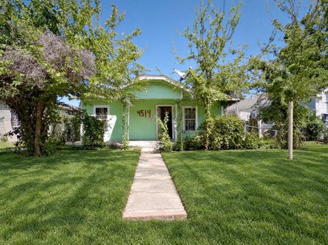 Photo of 4514 Spring Garden Street, Dallas, TX 75215 (MLS # 21392388)