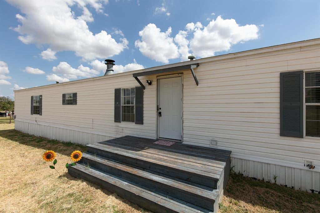 206 Creekview Meadows Court