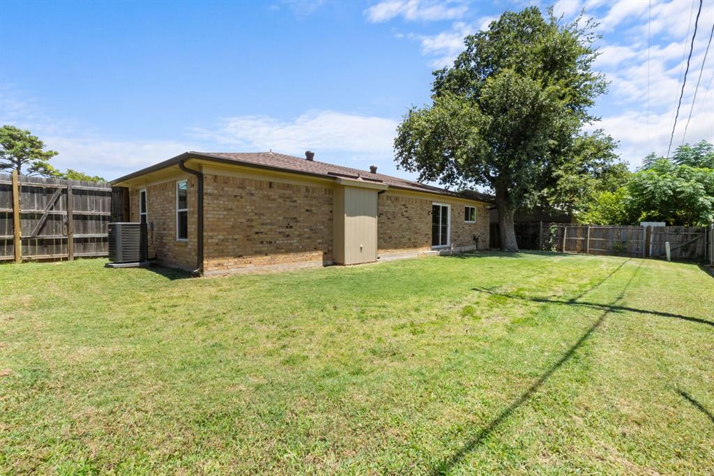 Hallmark Manor Add - Residential