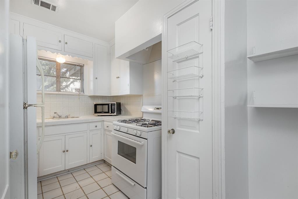 Greenville Crest 2 - Residential Lease