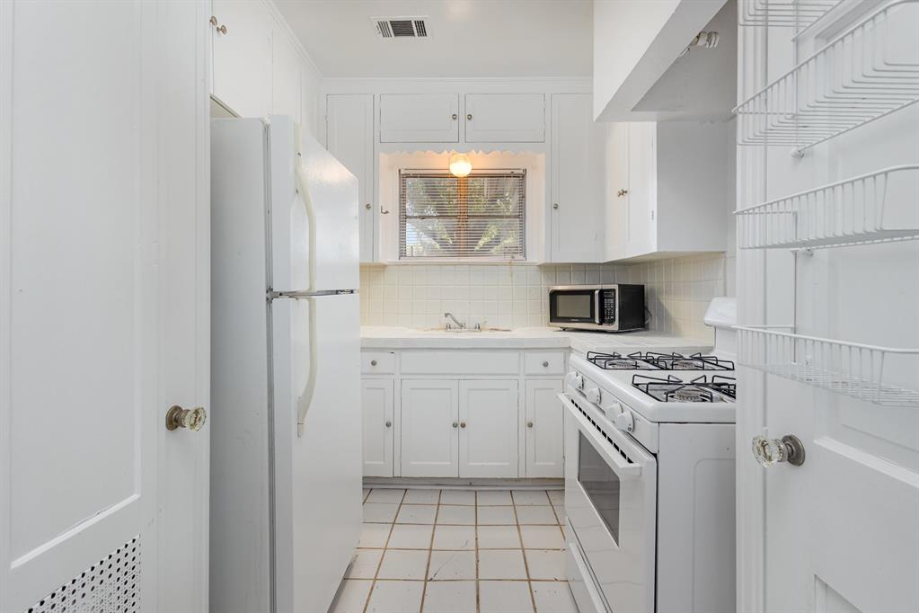 Greenville Crest 2 - Residential Lease