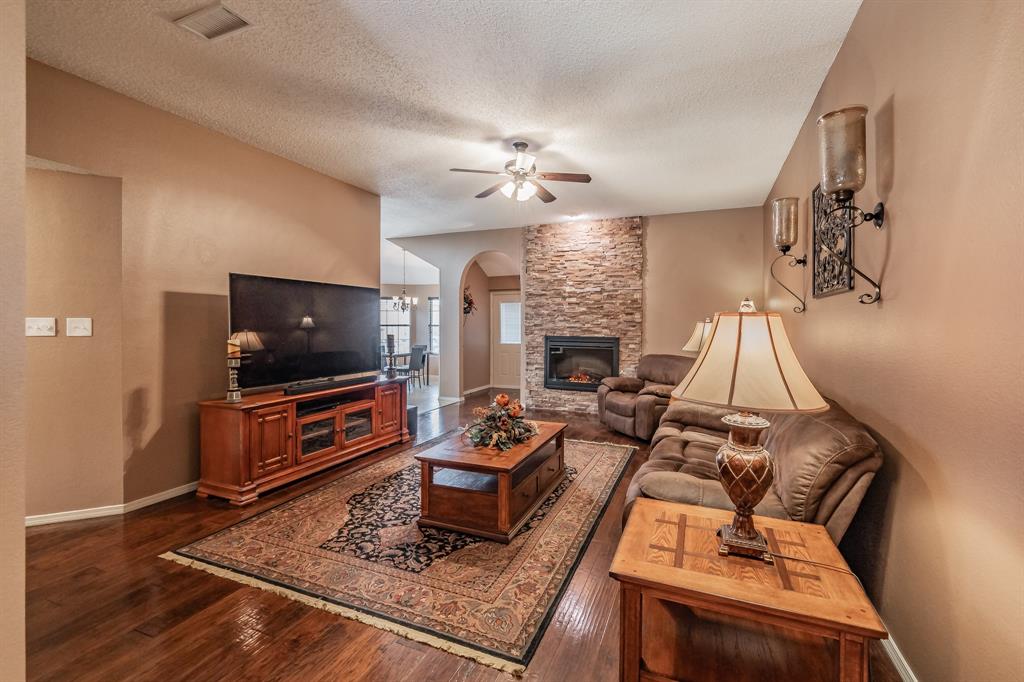 2917 Shannon Lane