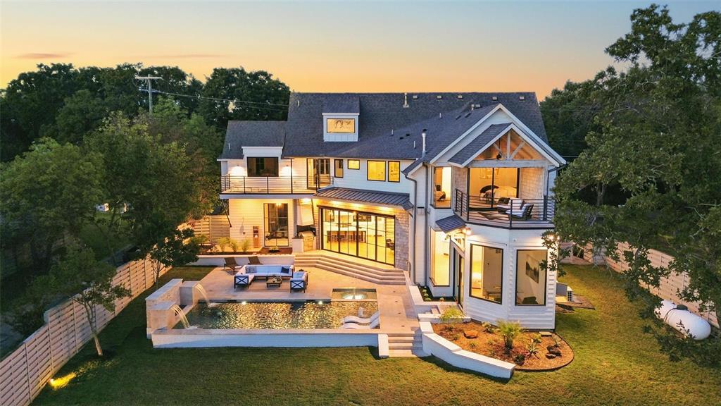 Red Bud Point - Residential