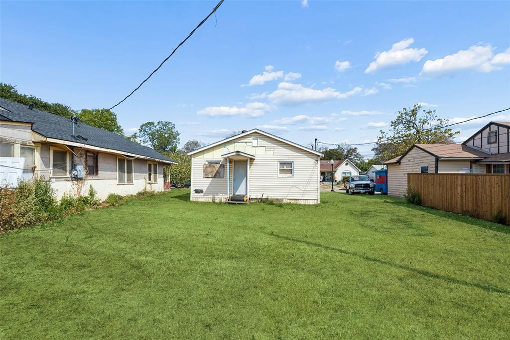 1224 E Morningside Drive