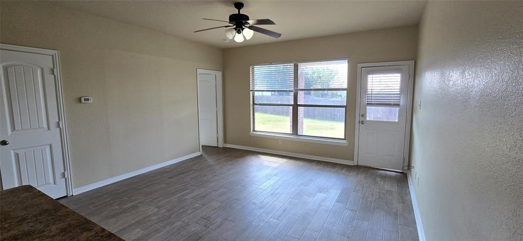 107 Creekside Drive