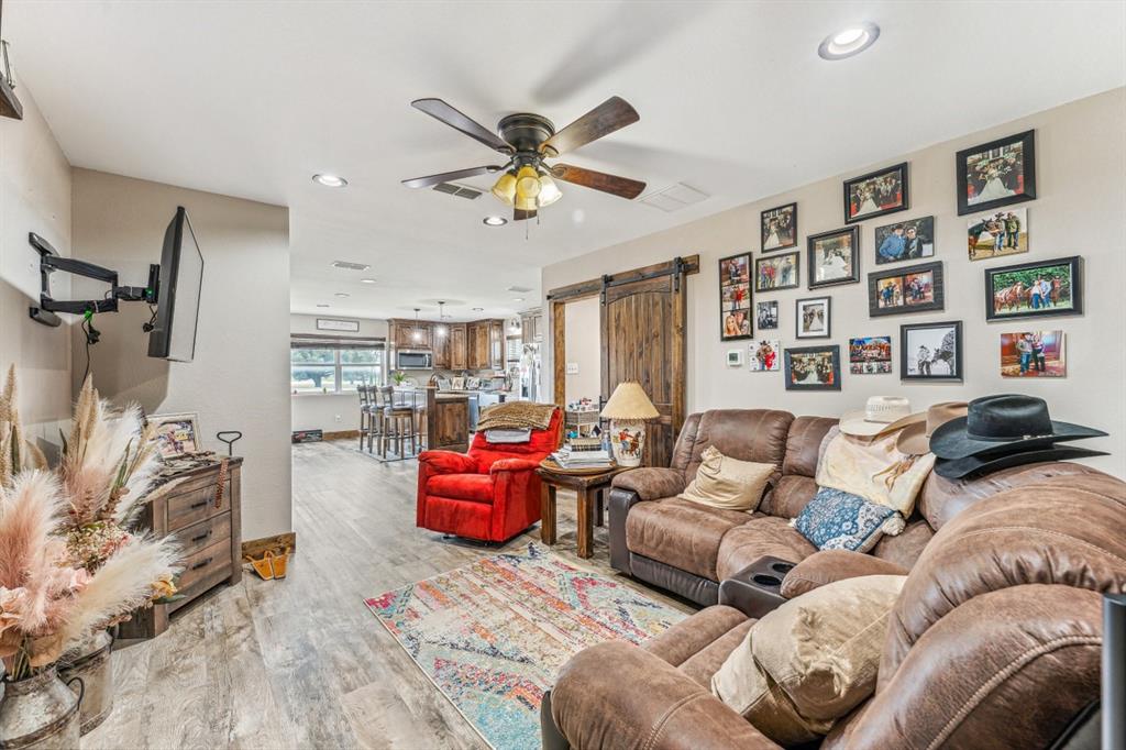 DISNEY RICHARD - Farm