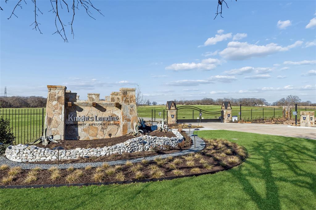 Knights Landing - Land