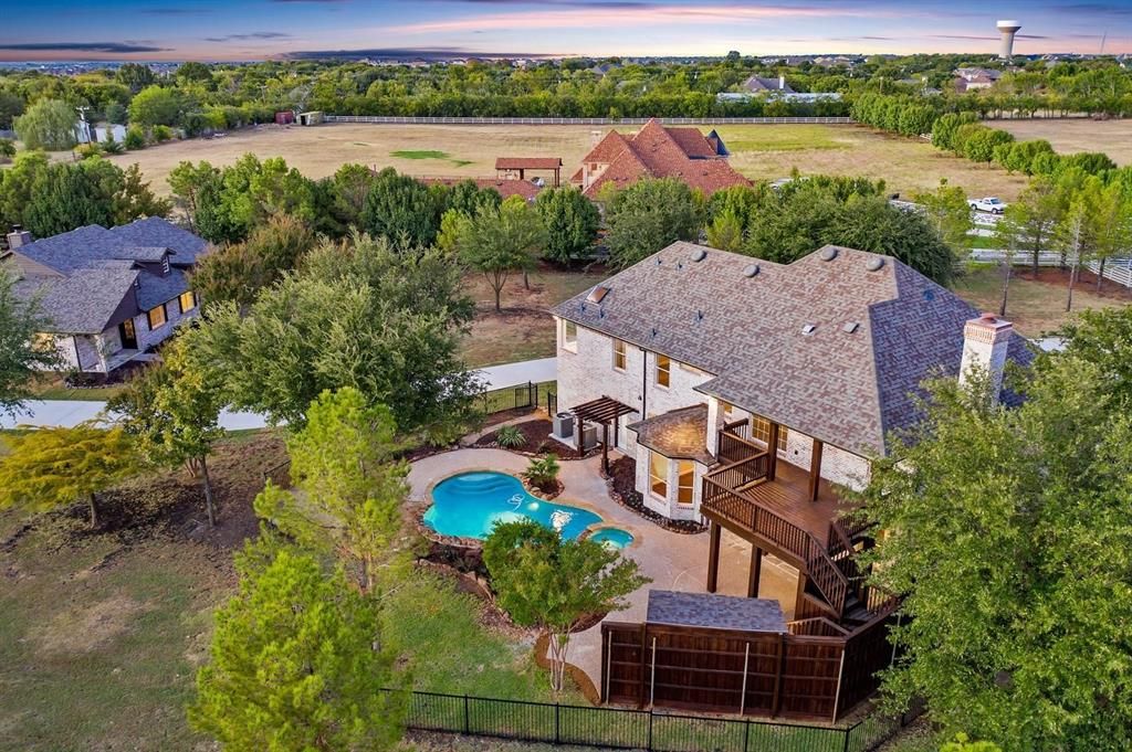 Photo for 8285 Falcon Court, Celina, TX 75078 (MLS # 21094792)