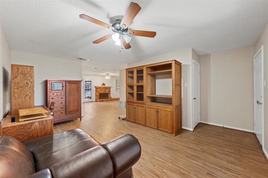 5210 Lake Shore Drive