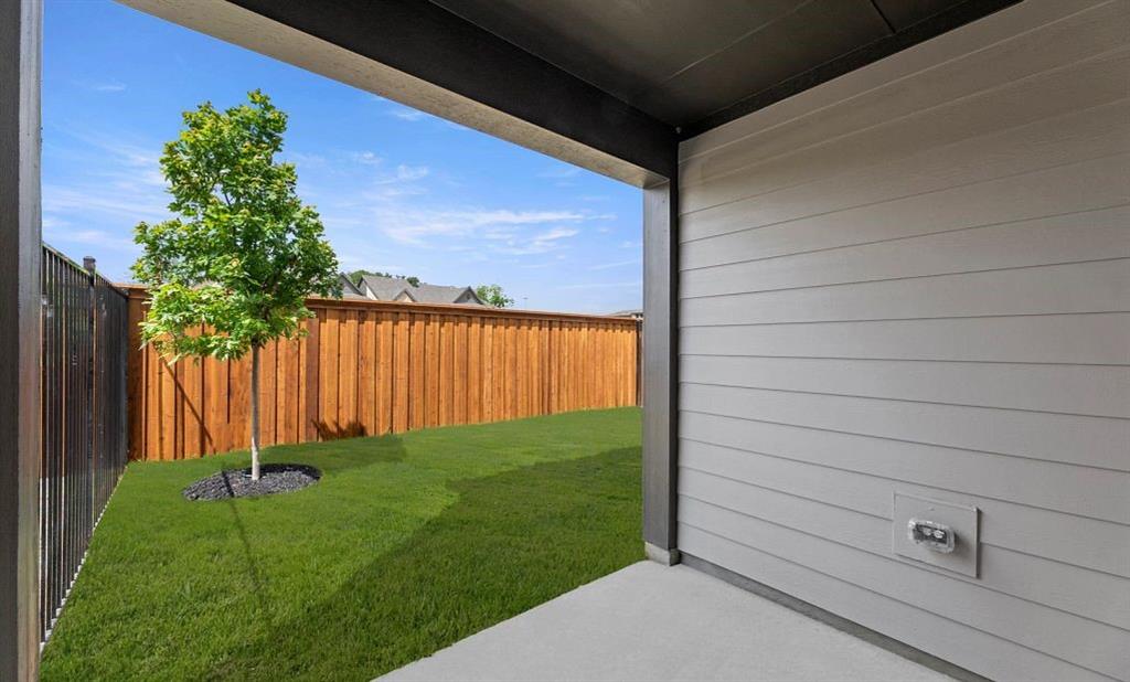 2501 Lost Maples Lane