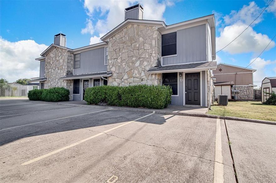 This charming townhome in Cleburne ISD welcomes you with a cozy living area that features a wood-burning stone fireplace.
The kitchen, equipped with modern appliances and ample cabinetry, is adjacent to the living space. A separate utility
room offers convenience and storage solutions for your washer, dryer, and essentials. Upstairs, discover a spacious
primary suite with ample closet space alongside a secondary bedroom and a full-sized bathroom. Luxury vinyl flooring in common areas and plush carpeting in bedrooms provide comfort and elegance. Step outside to the backyard
enclosed by privacy fencing, accessible through the back door within the kitchen and dining space for added
convenience.
Refrigerator is not included.