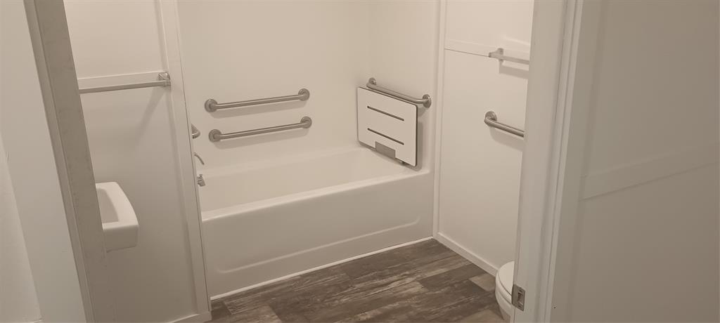 Lakeside Hills - Residential