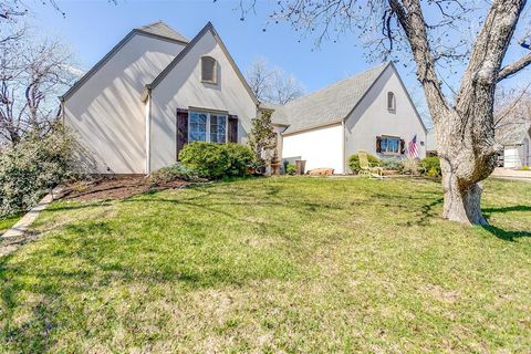 A home in Granbury