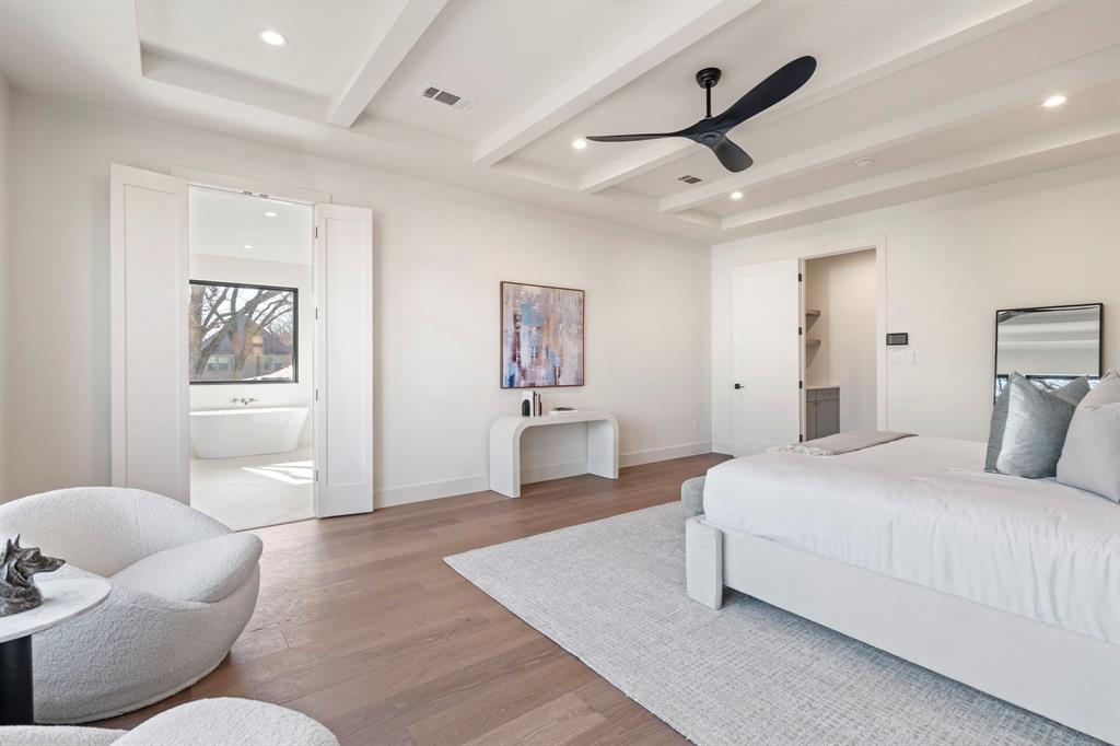 Wilshire Summit - Residential