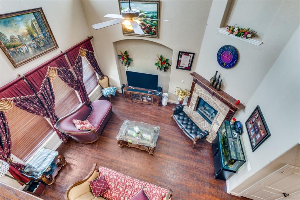 111 San Bernard Drive