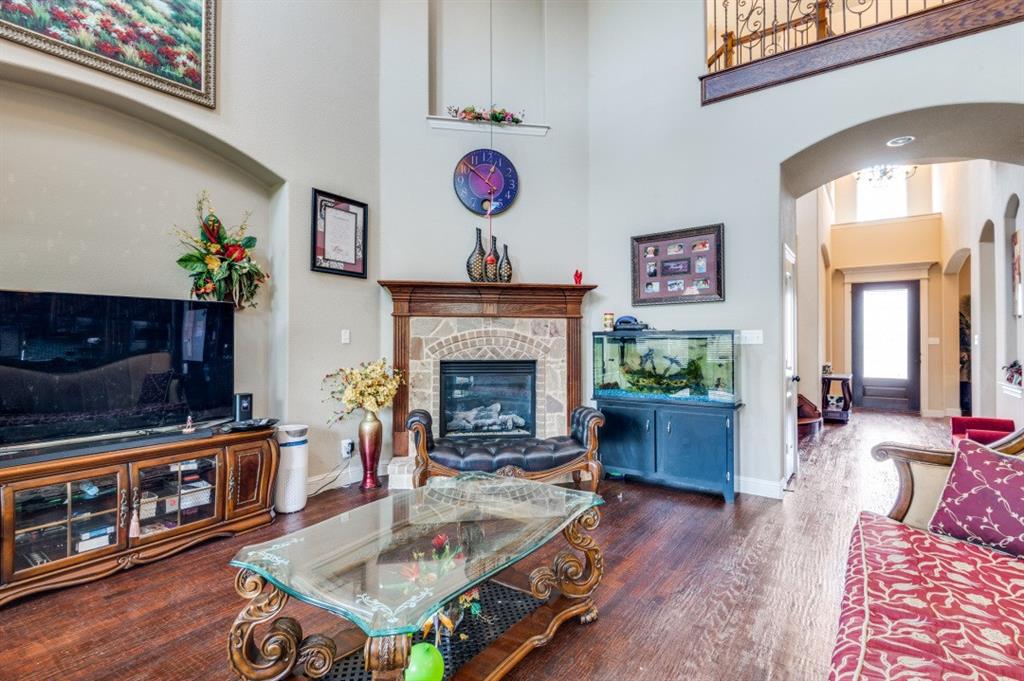 111 San Bernard Drive