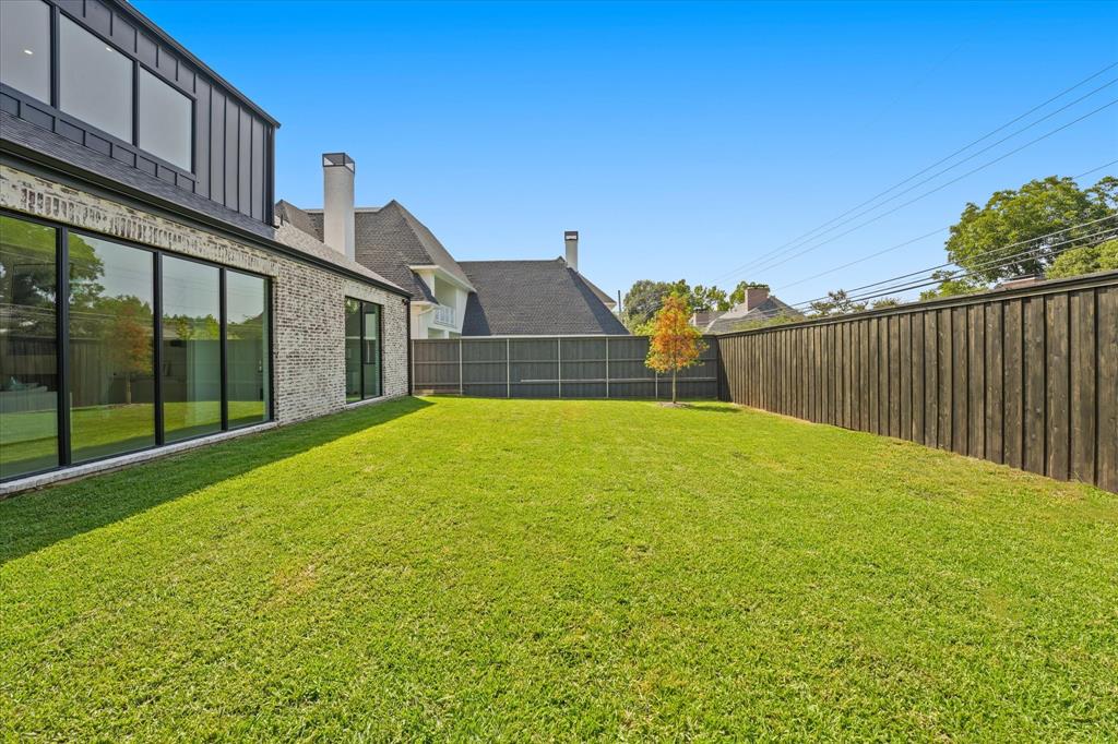 Walnut Crest - Residential