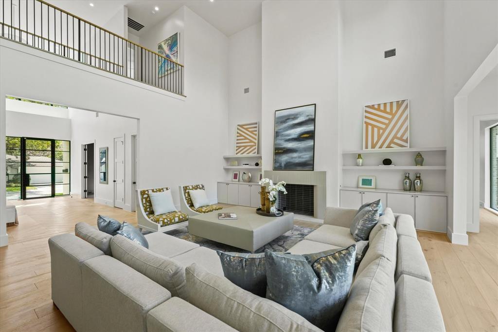 Walnut Crest - Residential