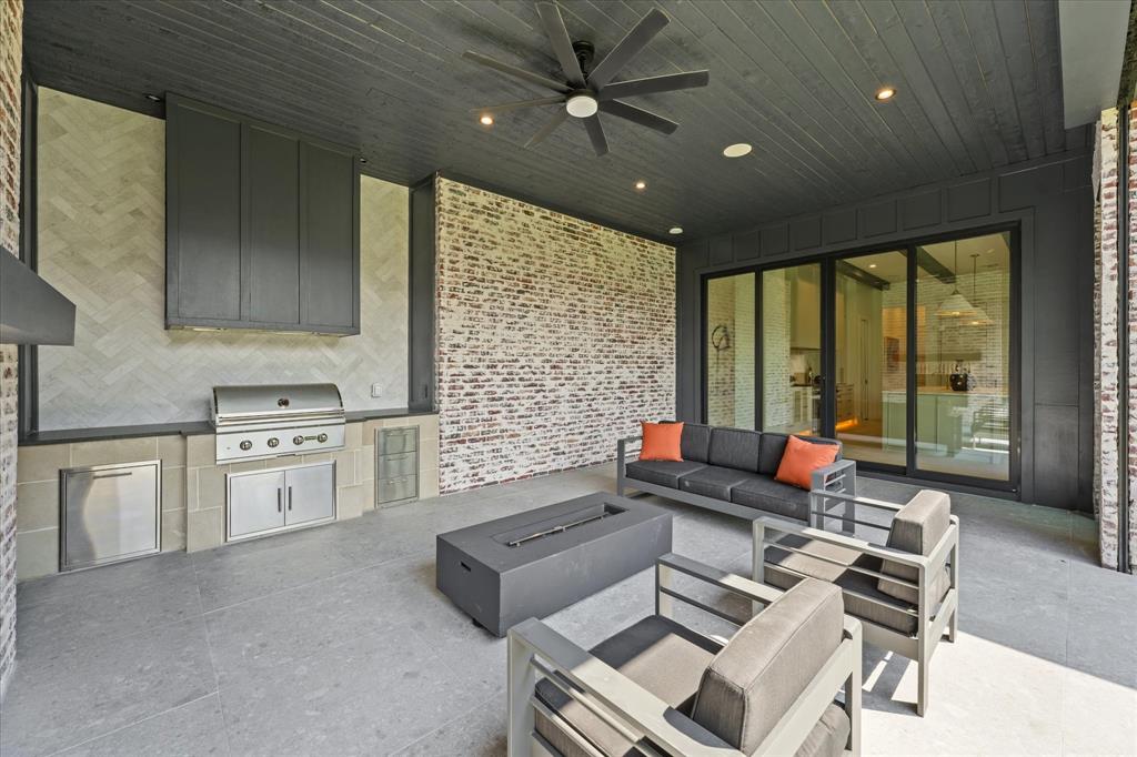 Walnut Crest - Residential