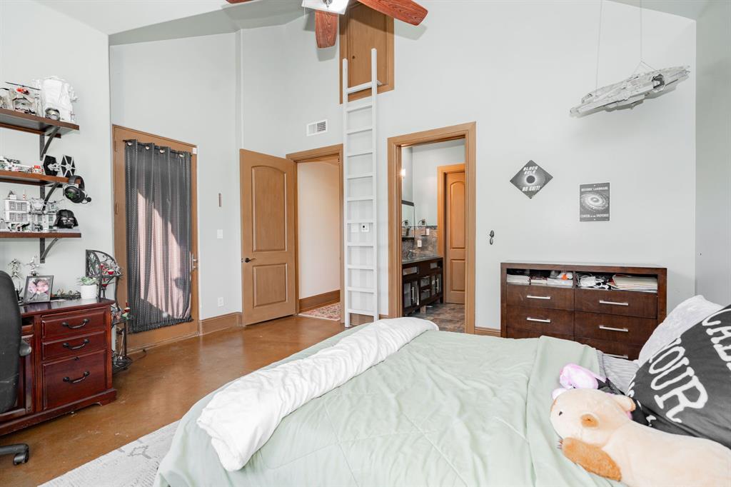 Royal Estates - Residential