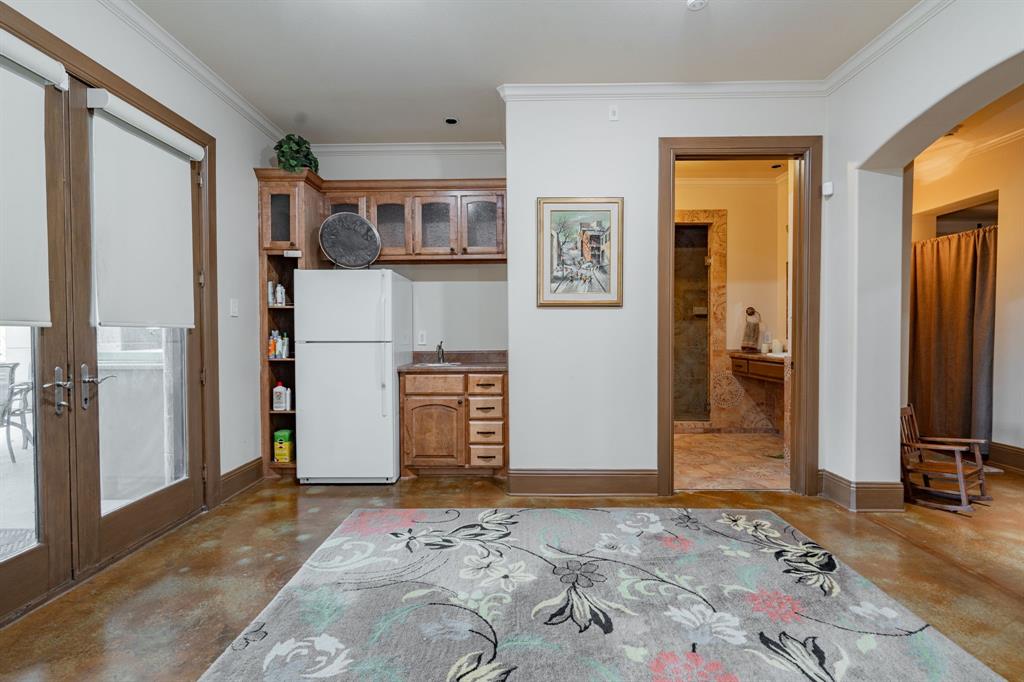 Royal Estates - Residential