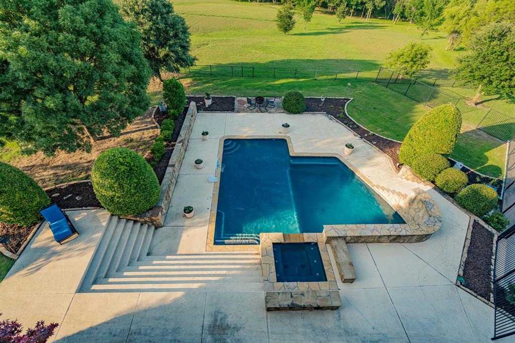 Royal Estates - Residential